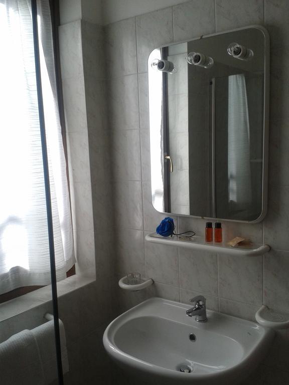 Hotel Garni Al Poggio Тиньяле Экстерьер фото
